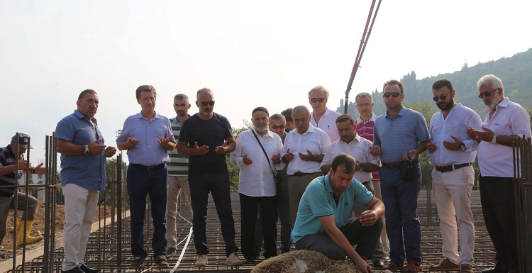 Akçakoca Camii'nin temeli atıldı