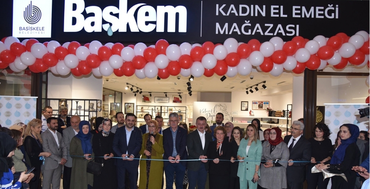 Başiskele’de kadın emeği  BAŞKEM’de taçlanıyor