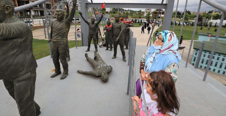 Başiskele’de 15 Temmuz şehitlerimiz anıldı