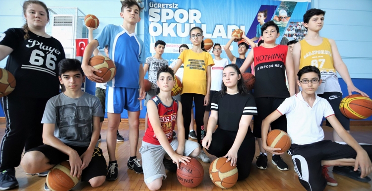 41 bin minik öğrenci sporla buluştu