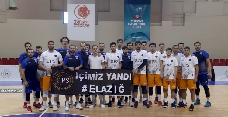 Büyükşehir, basketbolda liderliği bırakmıyor