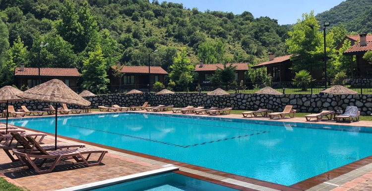 Doğanın kalbinde sıcacık mola: BAĞDAT RESORT   