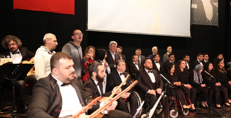 Engelsiz Sanat Topluluğu’ndan muhteşem konser