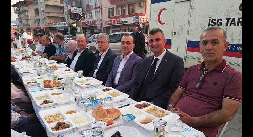 Gölcük Aile Konak'ın geleneksel 5. iftarı