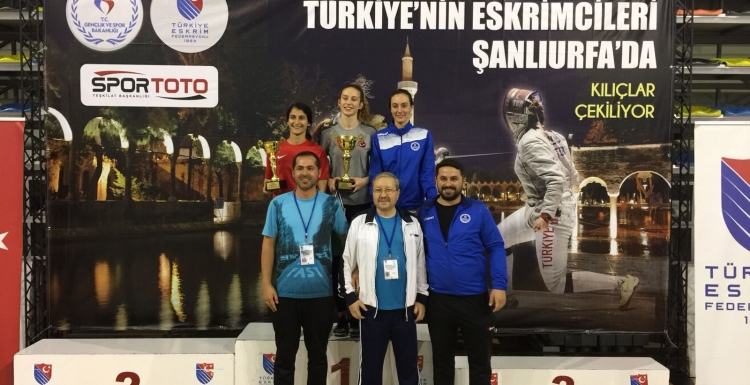 Kağıtsporlu eskrimcilerden bir başarı daha 