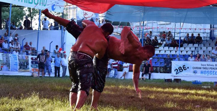 Kağıtsporlu Gemici ‘başpehlivan’ oldu   