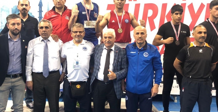 Kağıtsporlu Samet Türkiye Şampiyonu