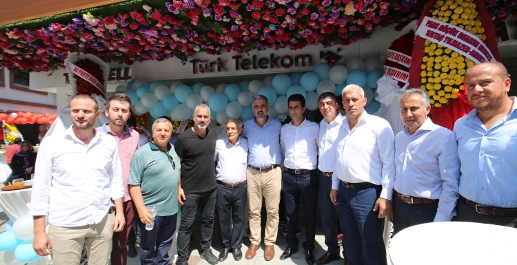 Karamürsel'de Türk Telekom bayi açıldı