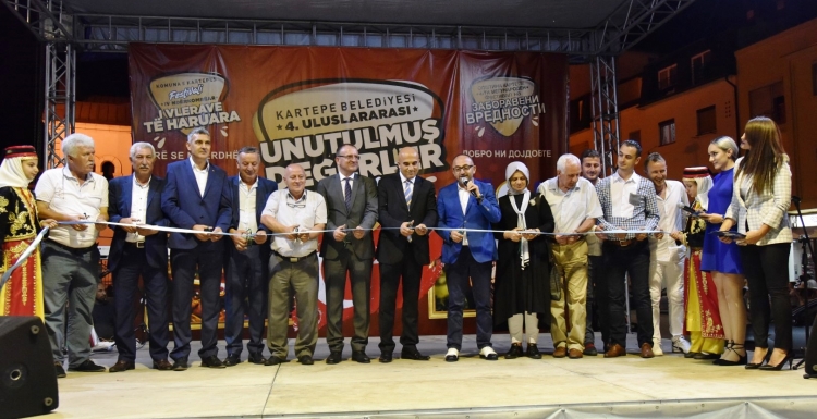 Kartepe Belediyesi'nden muhteşem festival