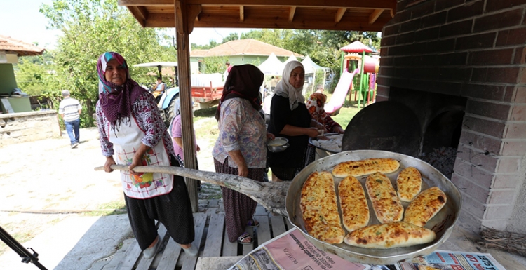 Köy fırınları buram buram ekmek kokuyor