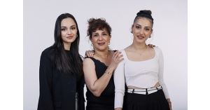 Nesrin Timuçin, Tuğçe & Zeynep