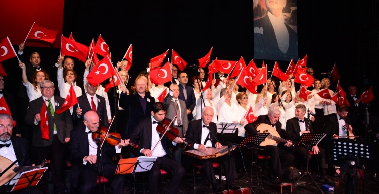SDKM'de Atatürk konseri