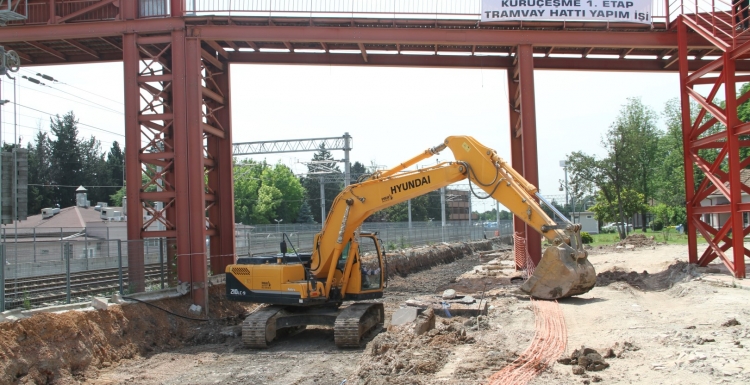 Sekapark'ta tramvay hattı çalışmaları sürüyor