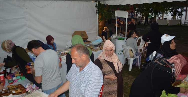 'Suyun Sesi Kardeşliğin Gücü' kermesine yoğun ilgi