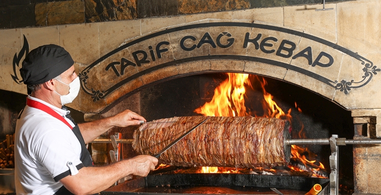 Tarif Cağ Kebap 2 yaşında