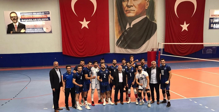 Voleybolcular hız kesmiyor