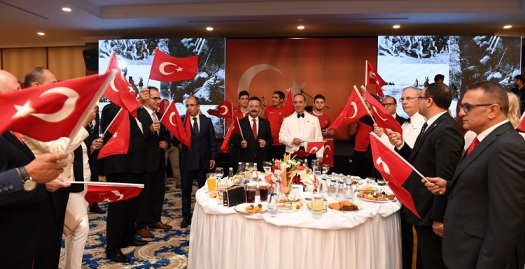 30 Ağustos resepsiyonuna büyük ilgi