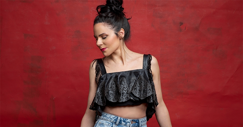 Beşinci albümüyle yine gündemde: