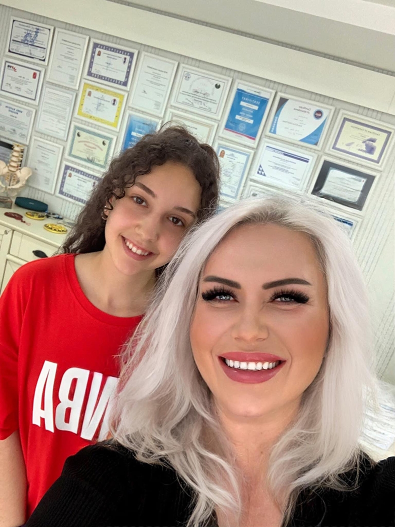 Ceren Işıkçı: Skolyozum 2 ayda 6,5 derece geriledi