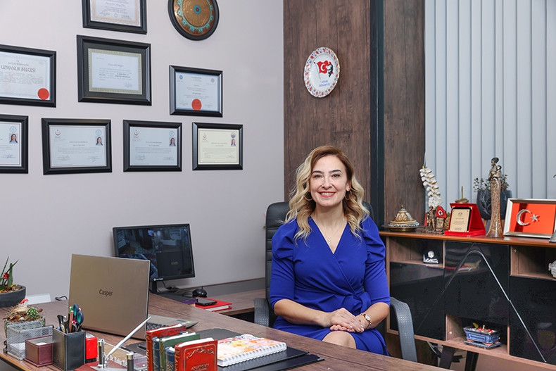 Fizik tedavi ve rehabilitasyon uzmanı Prof. Dr. Rabia Terzi’den kadın sağlığına destek