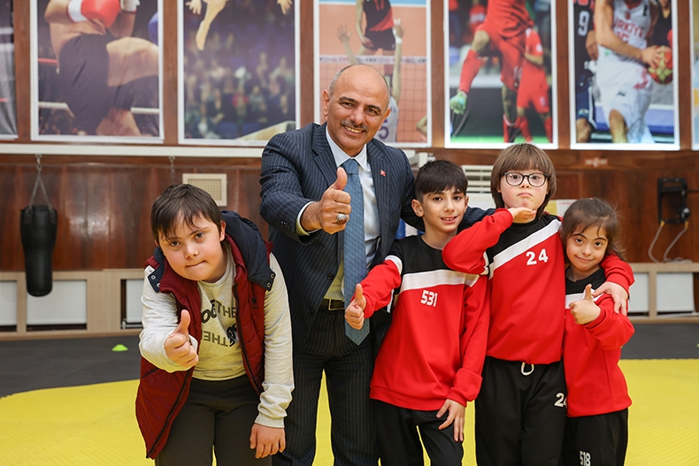 Körfez Belediyesi’nin hayata geçirdiği proje sayesinde; Özel çocuklar çok mutlu
