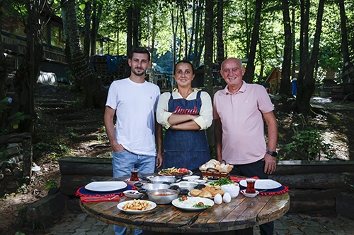 Ormanın kucağında lezzetin doruğunda: Livadi Kartepe