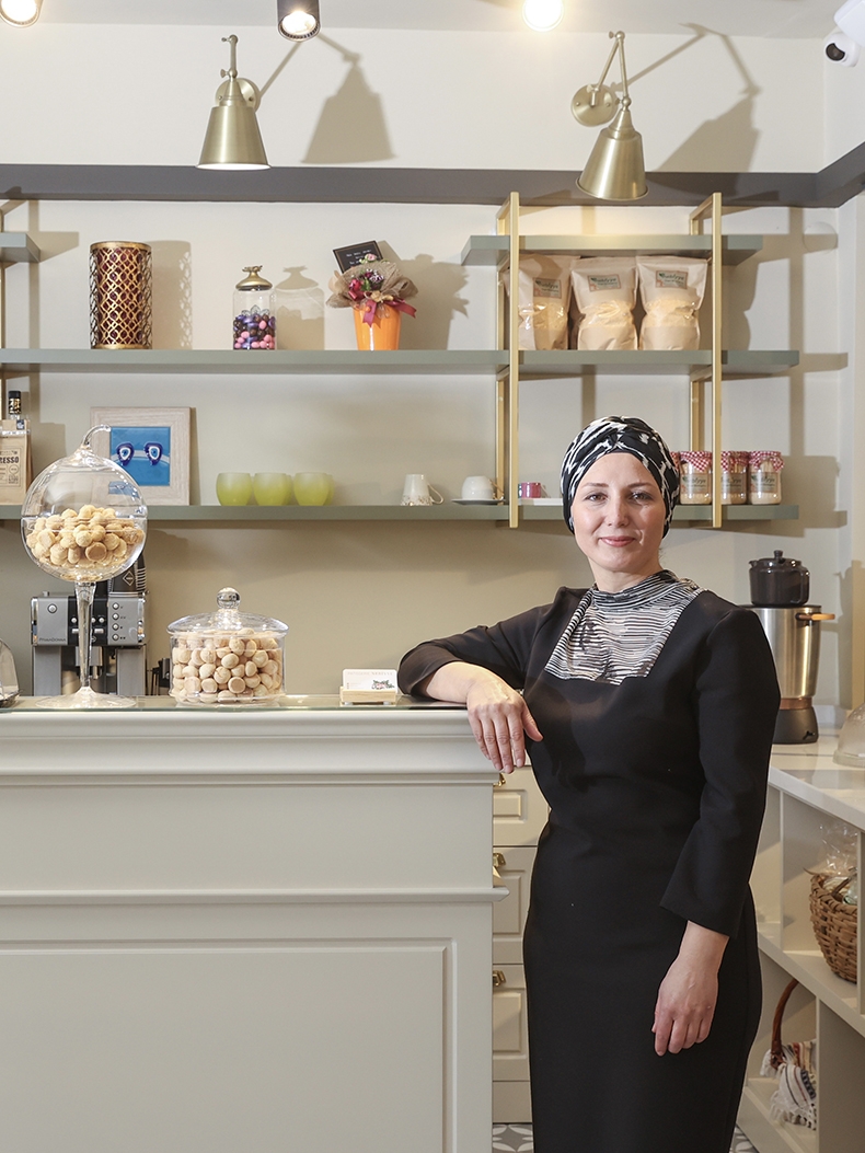 Patisserie Nebiyye 2. yaşını kutluyor