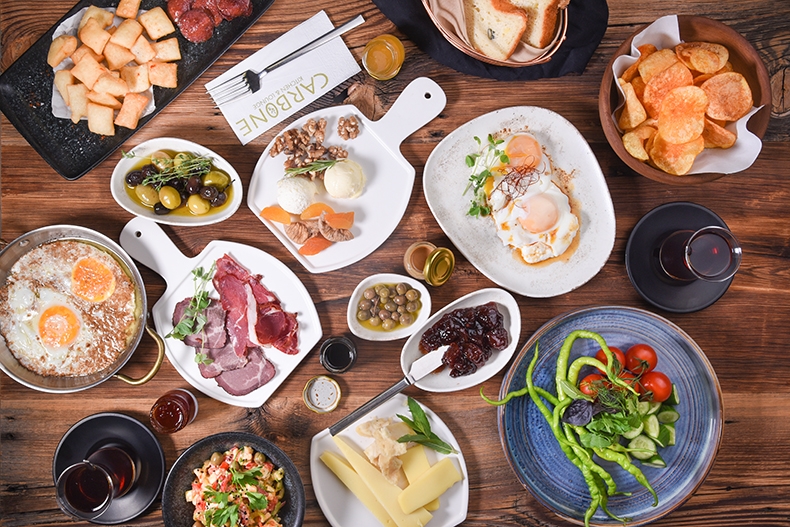 Şehrin tek şef restoranı Carbone Kıtchen & Lounge