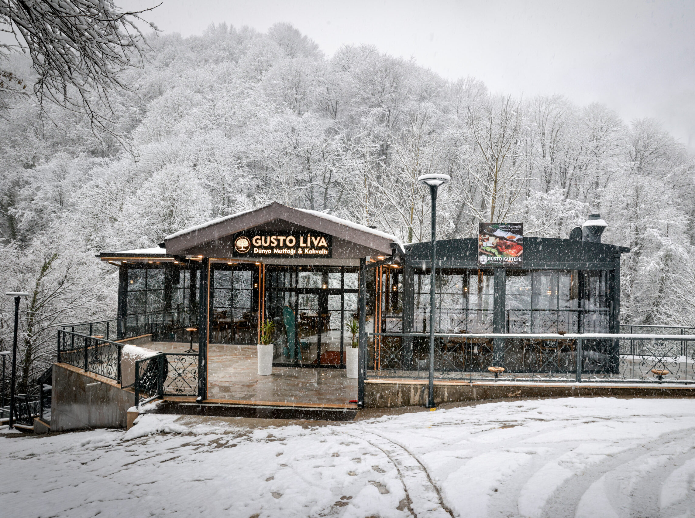 GUSTO KARTEPE