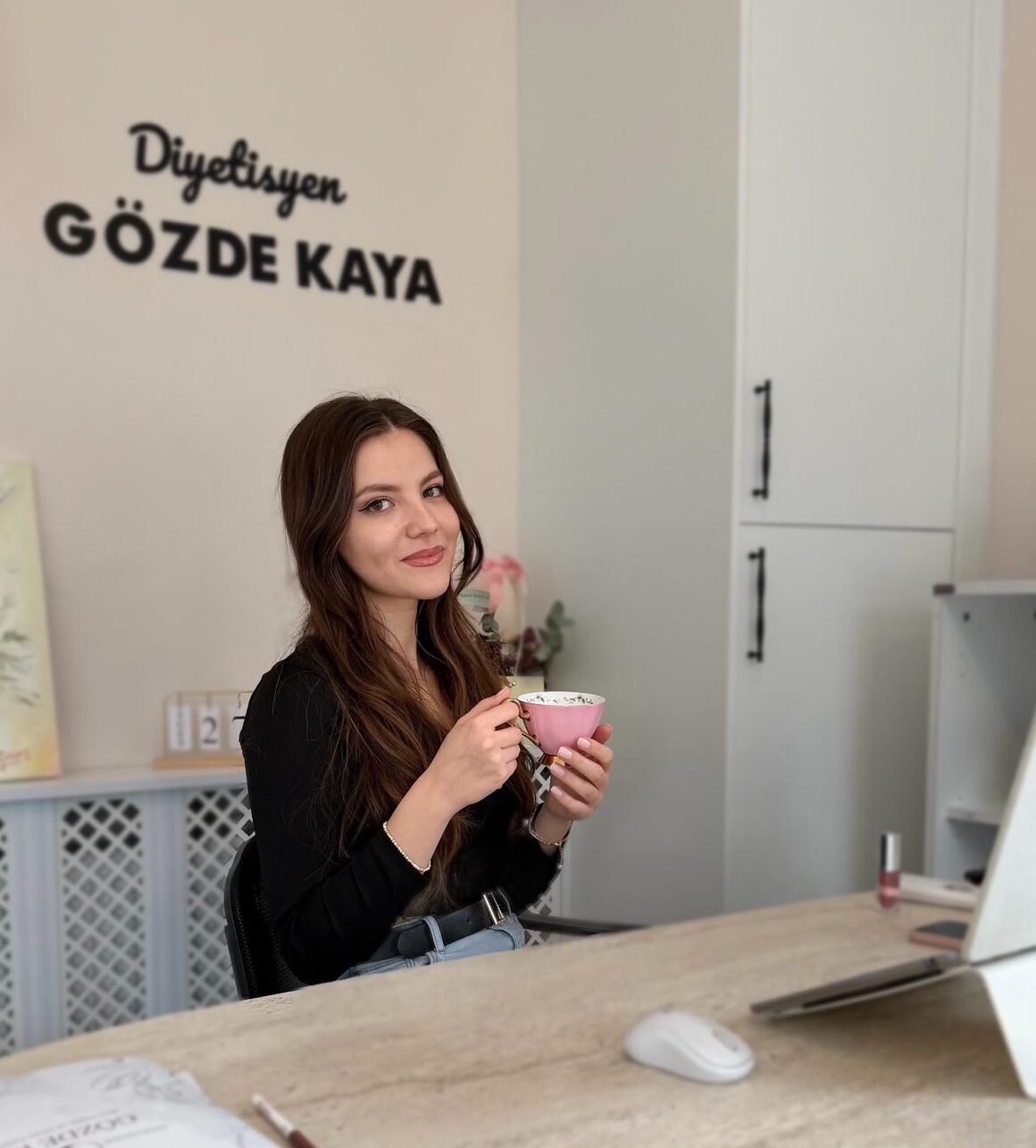 Ekmek yemezsem zayıflarım…